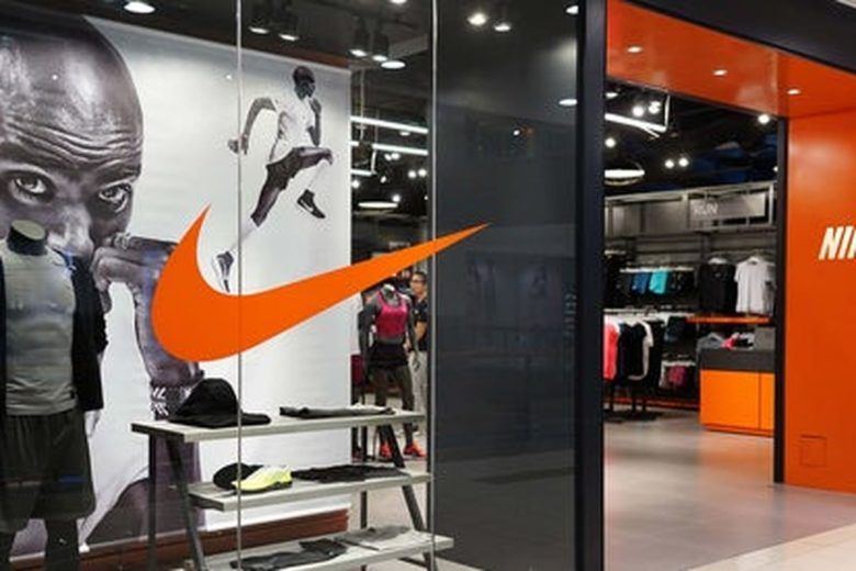  Nike         