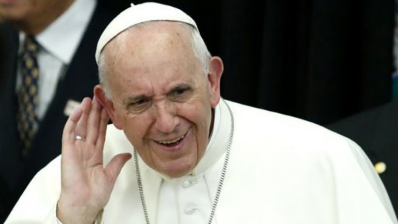 Происшествия: Тяжело больная двенадцатилетняя девочка, получившая благословение от Папы Франциска, говорит, что произошло чудо
