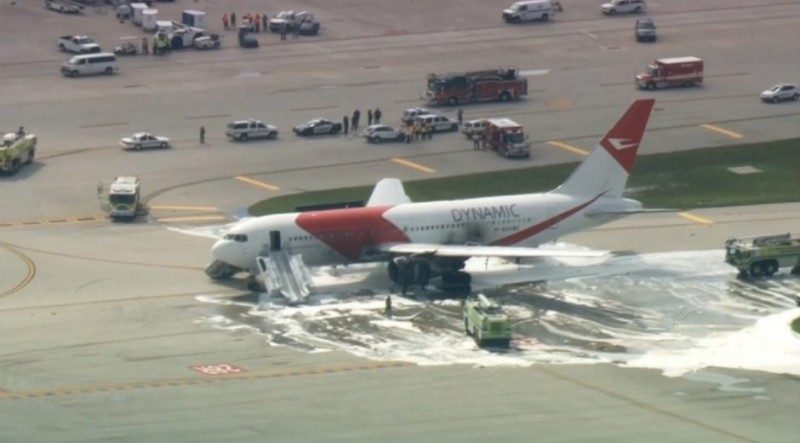 Популярное: 21 Personas hospitalizadas al incendiarse Avión en Florida