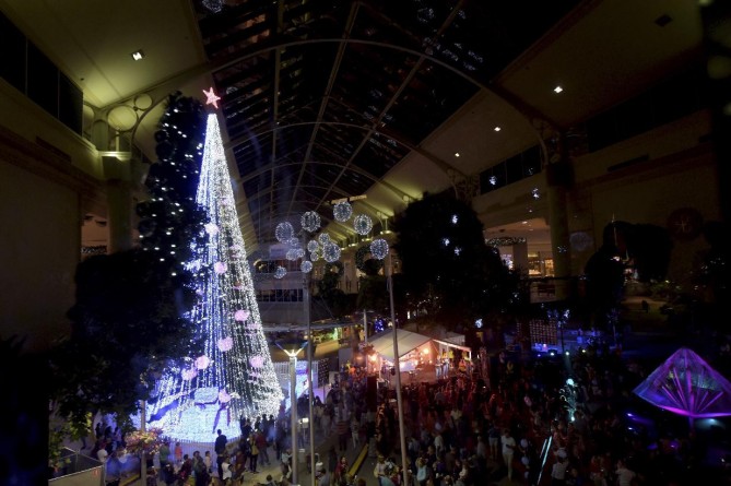 Популярное: Árbol de Navidad en Australia Rompe Record Mundial  