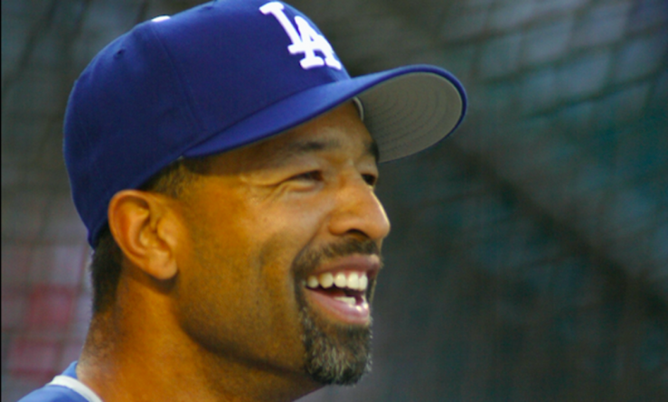 Популярное: Los-Angeles Dodgers Hire Dave Roberts as Manager