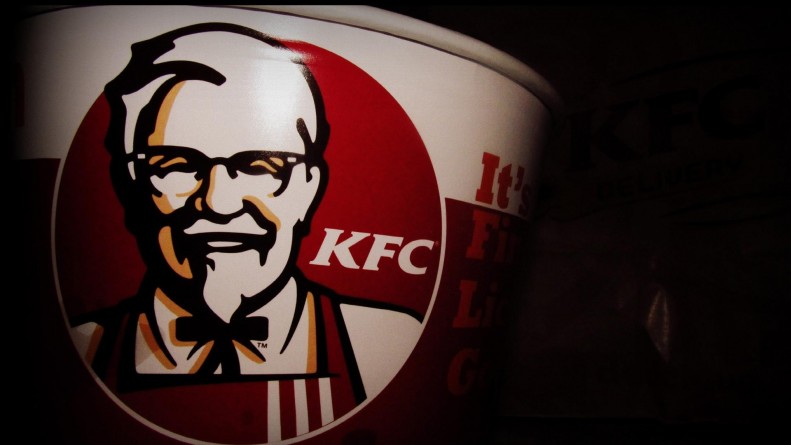 Бизнес: KFC будет делать доставку на дом