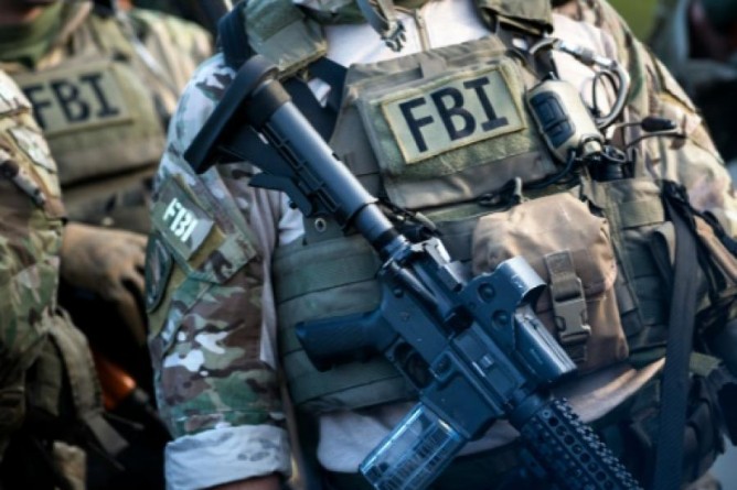 Популярное: Equipo Elite del FBI está buscando 48 sospechosos de terrorismo en América