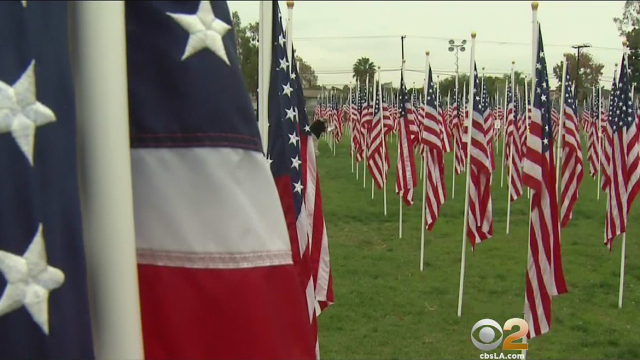 Популярное: Thousands Of American Flags On Display In Covina To Honor Veterans