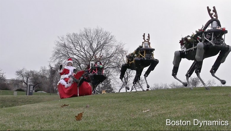 Видео: Рождество с Boston Dynamics: новые пугающие помощники Санты
