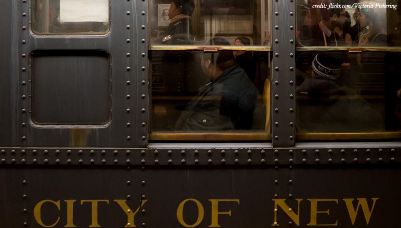Досуг: Винтажные поезда вернутся на станции метро Нью-Йорка к праздникам