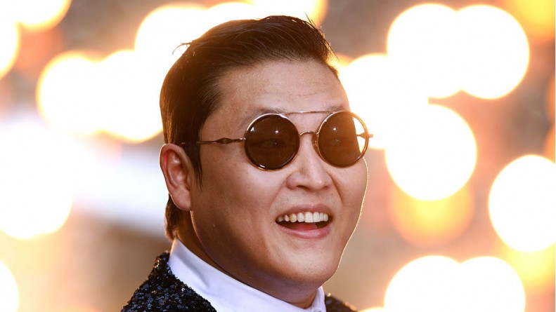 Видео: PSY снял новый клип на песню "Daddy" спустя пару лет после мега хита "Gangnam Style"