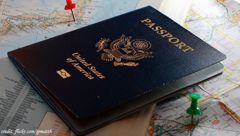 Путешествия: Жители США с двойным гражданством протестуют против новой программы Штатов, ограничивающей их передвижения