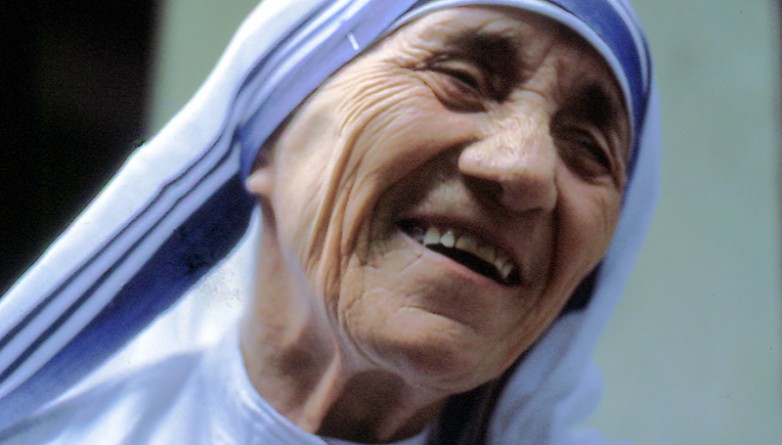 В мире: Мать Терезу причислят к лику святых