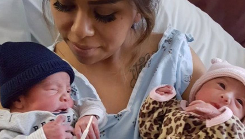 Происшествия: Последний ребенок, родившийся в 2015-ом году, и первый ребенок, родившийся в 2016-ом году, в Калифорнии -- близнецы