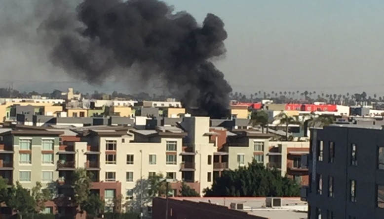 Происшествия: Взрыв в центре арт-района взбудоражил пригород Лос-Анджелеса