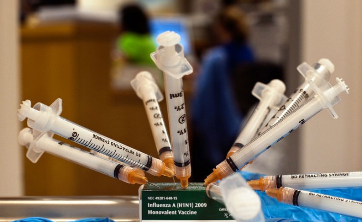 Популярное: На разработку вакцины от вируса Зика уйдет не один месяц