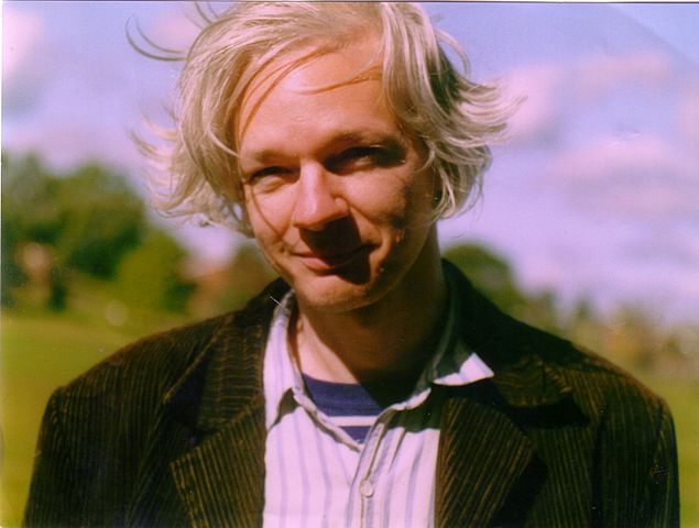 635px-Julian_Assange_full