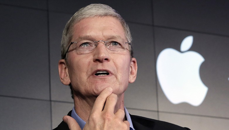 Популярное: Apple отказались предоставлять властям доступ к телефону стрелка из Сан-Бернардино