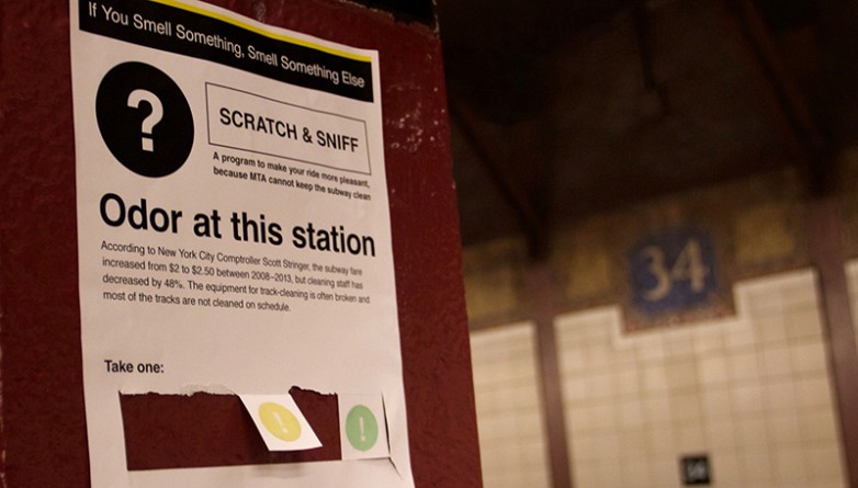 Видео: Нью-йоркская художница пытается улучшить "запах метро"