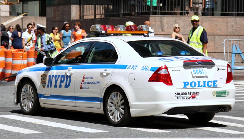 Общество: NYPD больше не будут арестовывать жителей Манхэттена за употребление алкоголя на улицах