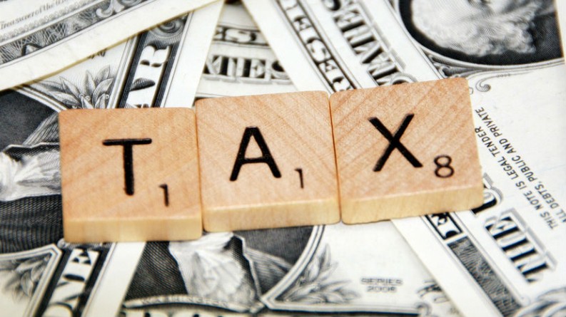 Популярное: Report: Americans spend more on taxes than on food, housing and clothes combined