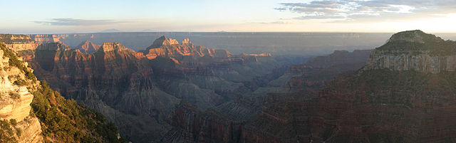 640px-Grand_Canyon_-_North_Rim_Panorama_-_Sept_2004