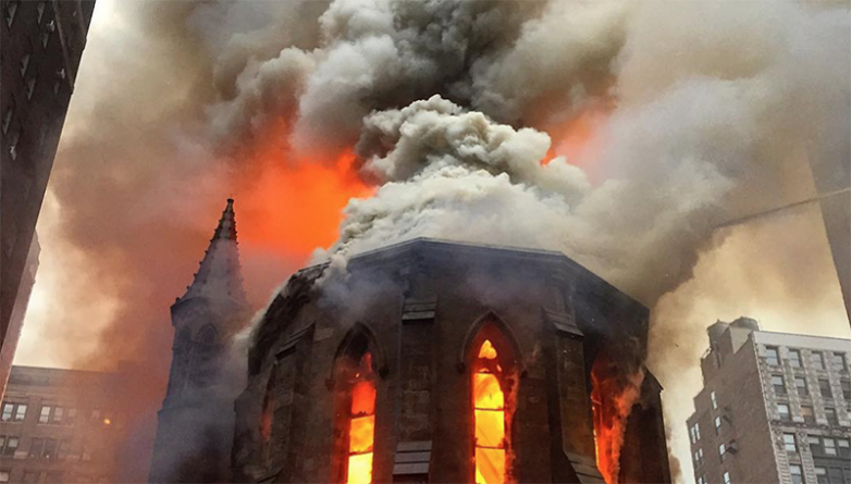 Происшествия: Ужасный пожар в православной церкви Манхэттена
