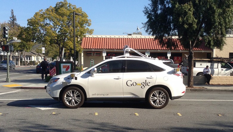 Бизнес: Google будет платить вам 20$ в час за сидение в самоуправляемой машине