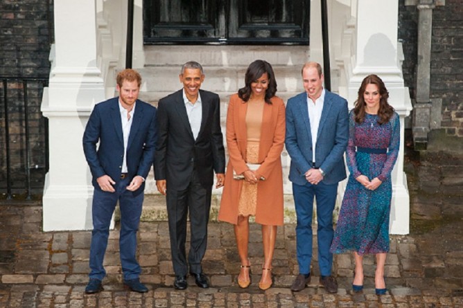 В мире: Барак и Мишель Обама развязали "Twitter-войну" с британской королевской четой