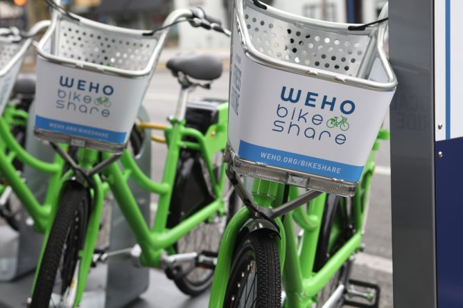 Спорт: В West Hollywood появятся городские велосипедные станции