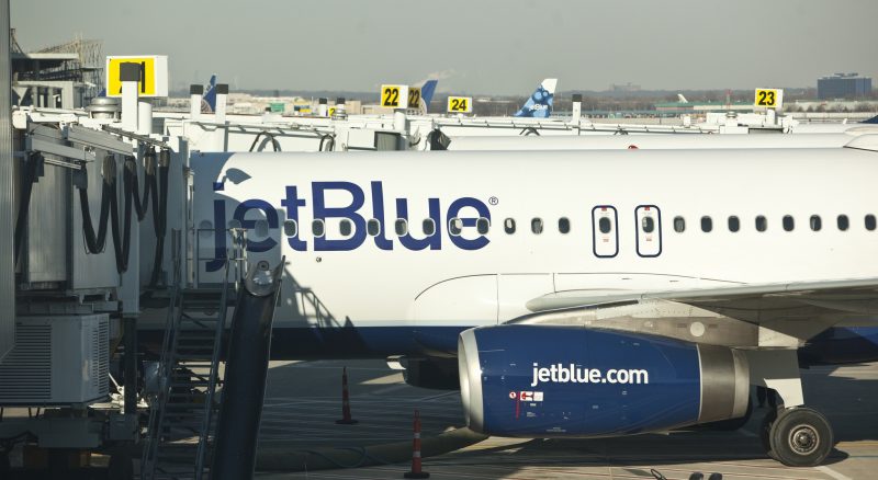 Путешествия: JetBlue предлагает билеты по рекордно низким ценам