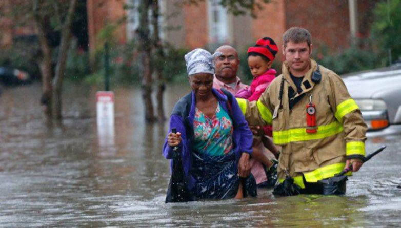 Погода: Наводнение в Луизиане: по меньшей мере двое погибших, 1000 человек спасено