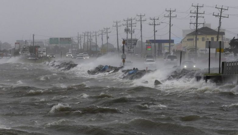 Погода: Ураган Эрмина может обойти Нью-Йорк стороной