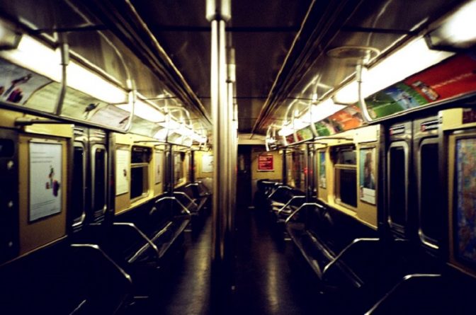 Происшествия: Нападение на ребенка в метро Нью-Йорка