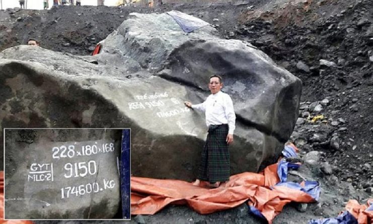 В мире: Огромная глыба нефрита стоимостью более $170 миллионов найдена в Мьянме