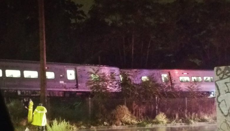 Происшествия: 30 человек пострадало в результате железнодорожной аварии на Long Island