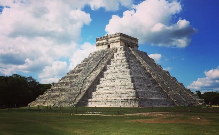 В мире: Археологи обнаружили пирамиду внутри пирамиды в Мексике