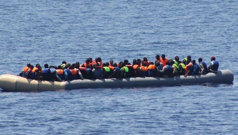 В мире: 240 беженцев утонули у берегов Ливии