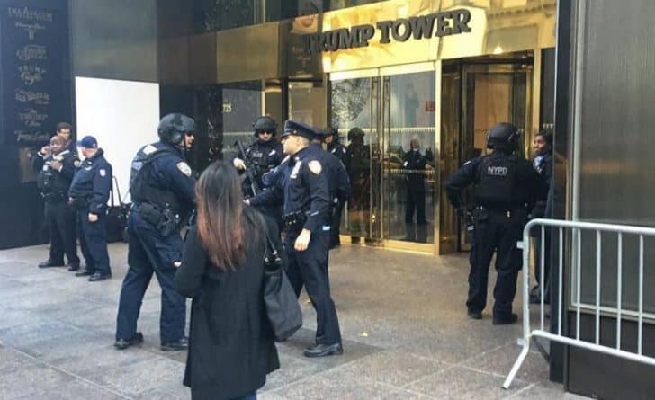 Происшествия: Неизвестный пришел в Trump Tower, заявив, что его вызвал Трамп