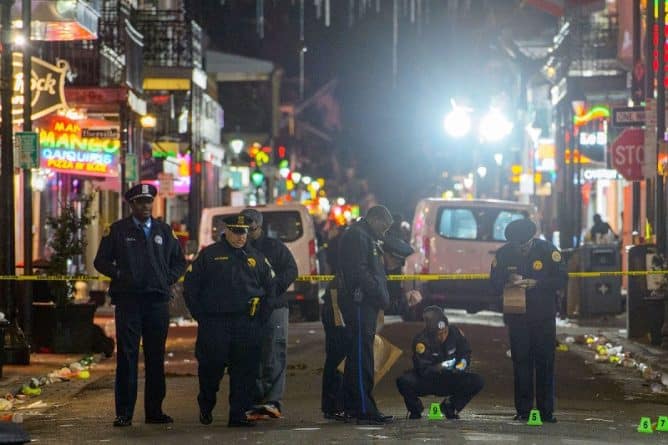 Происшествия: Стрельба в Новом Орлеане: 1 человек убит, 9 ранены