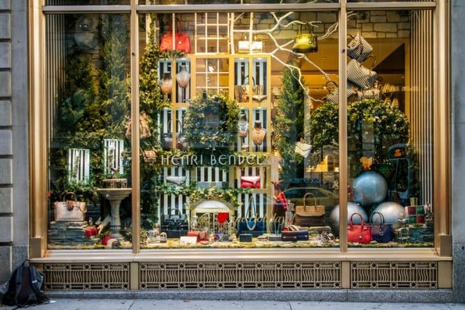 Досуг: Рождество близко: праздничные витрины в Нью-Йорке