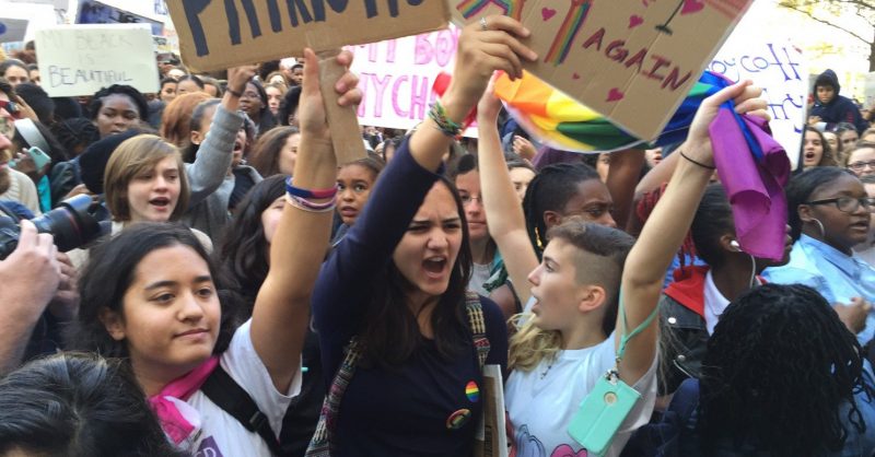 Общество: Студенты NYU выйдут на митинг в поддержку мигрантов