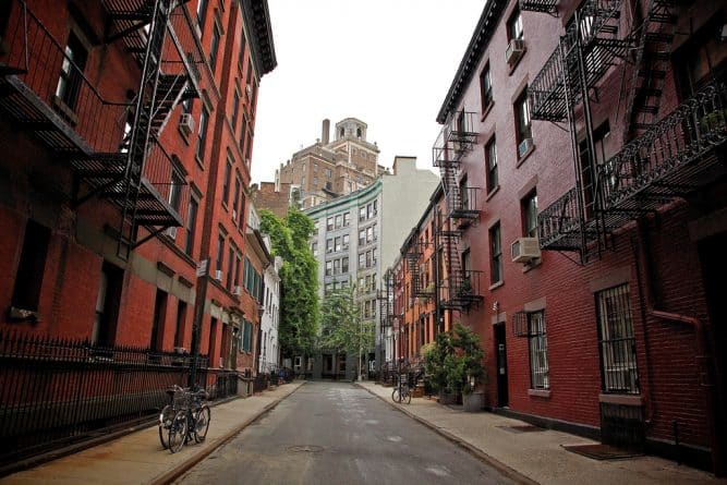 Экономика и финансы: Цены на аренду в Нью-Йорке немного упали