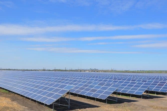 Технологии: Новая солнечная электростанция обеспечит энергией калифорнийские дома