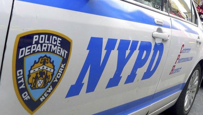 Закон и право: Житель Нью-Йорка подал иск к NYPD на $ 614 500