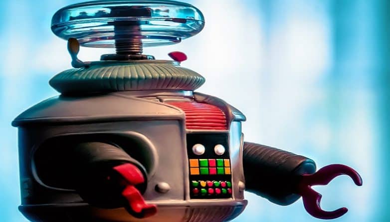 В мире: В Европе предложили рассматривать роботов в качестве полноценной "электронной личности"