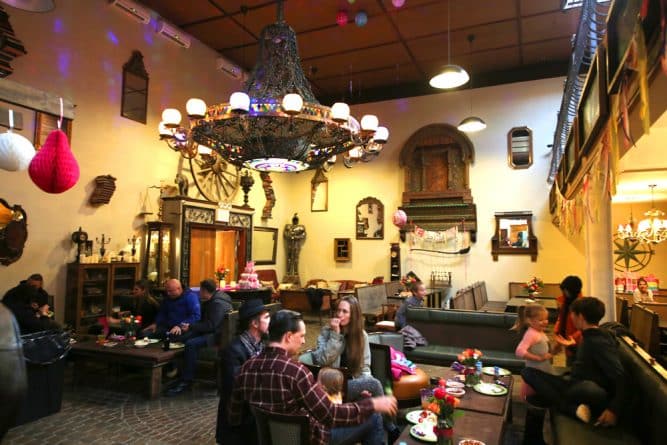 Досуг: В Вильямсбурге открылся тематический ресторан-Хогвартс