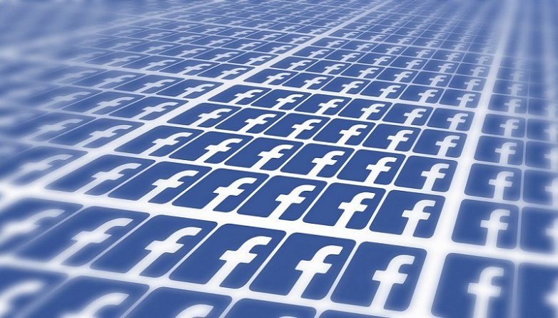 Технологии: Facebook скупает данные о финансовой состоятельности пользователей
