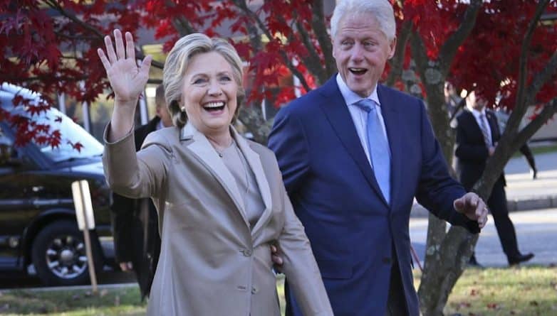 Политика: Билл и Хилари Клинтон будут присутствовать на инаугурации Трампа