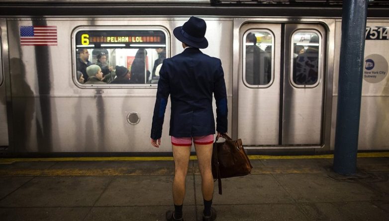 Досуг: День "в метро без штанов" пройдет в Нью-Йорке в это воскресенье