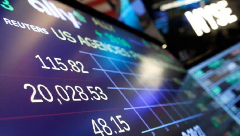 Экономика и финансы: Индекс Dow Jones впервые в истории поднялся выше 20 000 пунктов