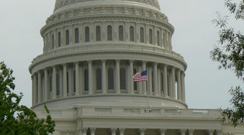 Политика: Конгресс готов противодействовать отмене санкций против России