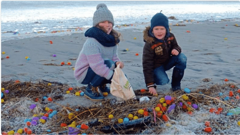 В мире: Сюрприз с «Сюрпризом»: на остров в Северном море выбросило тысячи игрушек