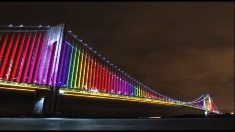Общество: На мостах в Нью-Йорке появится разноцветная иллюминация